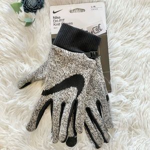 New w/tags NIKE MEN’S DRI FIT knit GLOVES Tech friendly Silicone grip on fingers